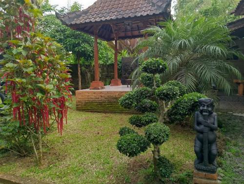 Baturiti House | Shanti Homestay Pacung
