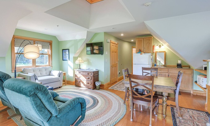 Surry Apartment | Shared Dock & Fire Pit: Peaceful Surry Studio!