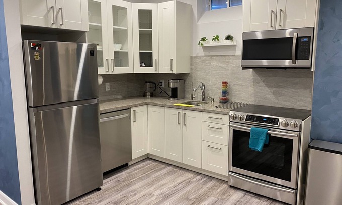 York Regional Municipality Apartment | Sharon getaway with everything you need