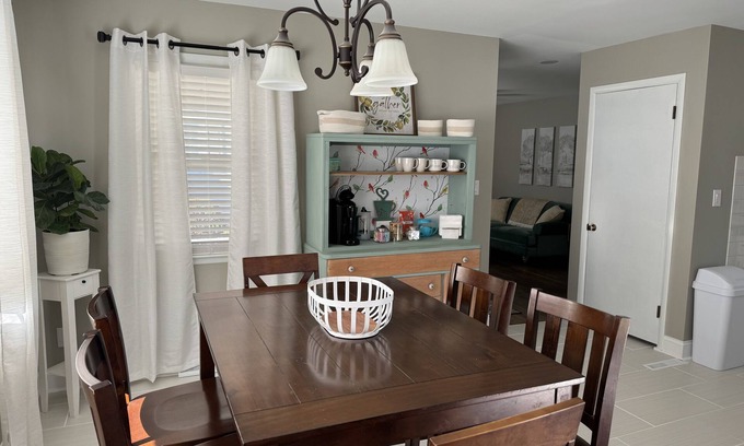 Wheeling House | Sherwood Cottage - Renovated