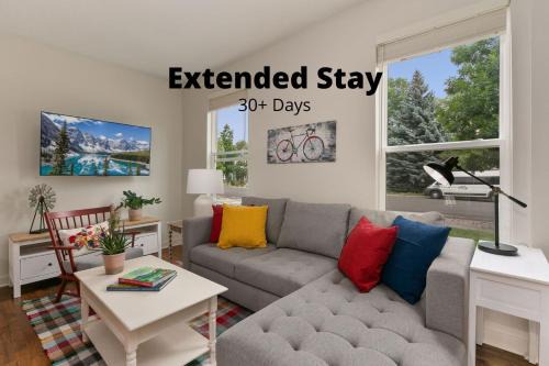 Martinez Park House | Sherwood Cottage - Steps from Old Town & Poudre River