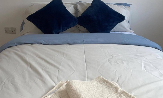 Nottingham House | Sherwood Hideaway Retreat