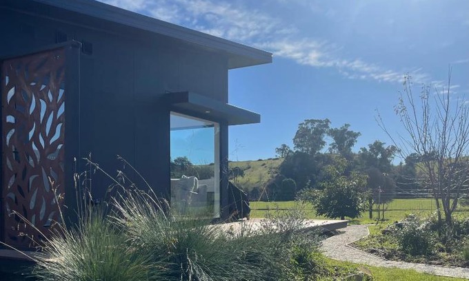 Lilydale House | Shibui Lilydale Luxury Romance