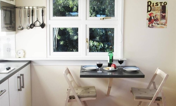 Banchory Cottage | Shieling Beag - an apartment that sleeps 2 guests in 1 bedroom