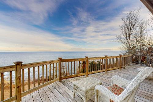 Plymouth House | Shore Heaven