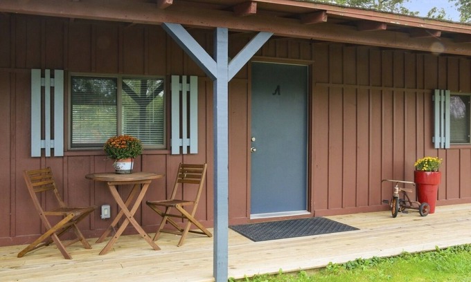 Fennville Apartment | Shull Apartment A