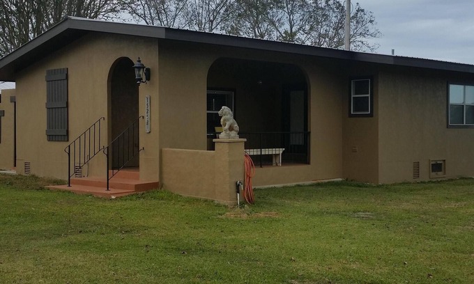 Fairhope House | Siena House, 2 BR, 1.5 BA, smoke/vape free, pet/animal-free, sleeps 3