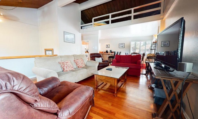 Mammoth Lakes Apartment | Sierra Manors 8 Townhouse