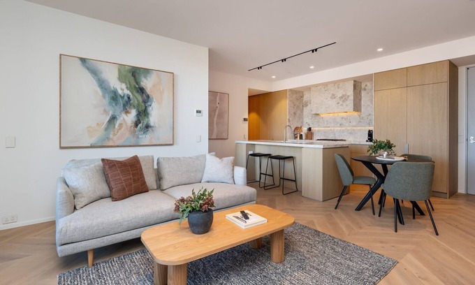 Brighton Apartment | Signature 81 in Brighton