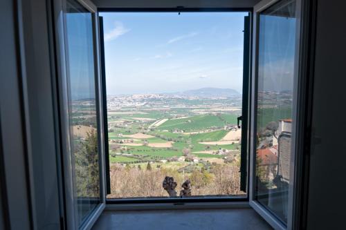 Recanati Old Town Apartment | Silenziosa Luna