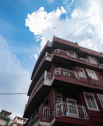 Laitumkhrah House | Silversky Guesthouse - Shillong