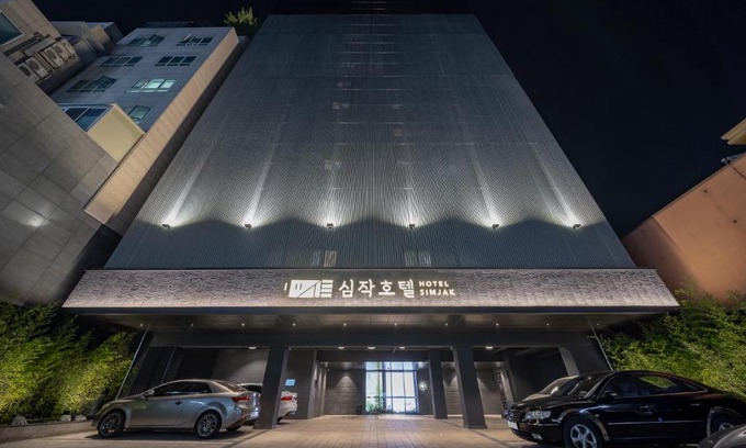 Dongtan Hotel | Simjak Hotel by Aank