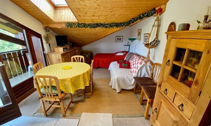 La Clusaz Apartment | Simple duplex with parking in La Clusaz