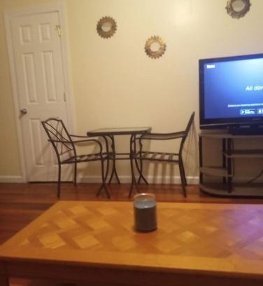 Niskayuna Apartment | simple one bedroom free parking