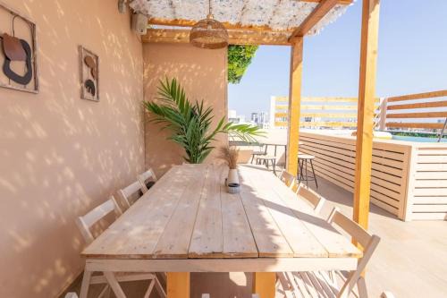 Netanya Apartment | Sinai Sunrise