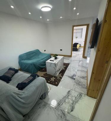 Levenshulme Apartment | Sindhu Luxury Bungalow