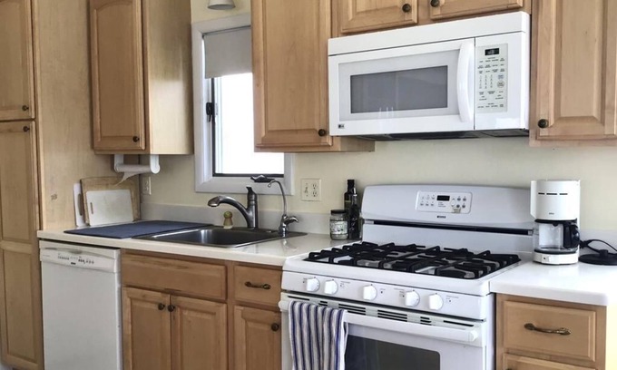 North Beach House | Single family close to bay and beach in North Beach