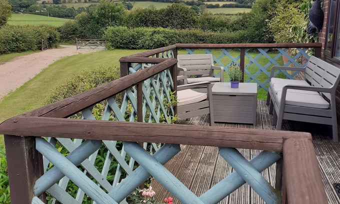 Sollers Hope Cottage | SINGLE STOREY COTTAGE IN EXCEPTIONAL COUNTRYSIDE LOCATION. nDOGS WELCOMEnn