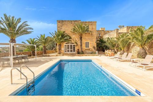 Xaghra Villa | Sinjura Holiday Home