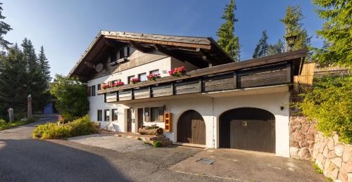 Carezza Apartment | Sirena Carezza Apartments