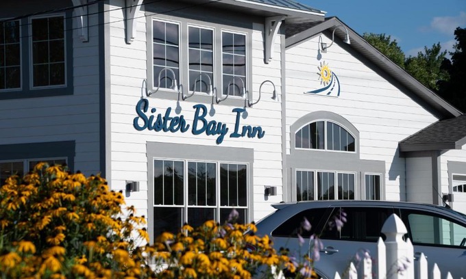 Sister Bay Hotel | Sister Bay Inn