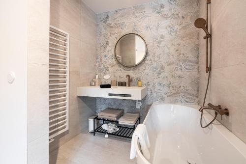 Jennersdorf Hotel | SISTERS Haus Hotel Garni