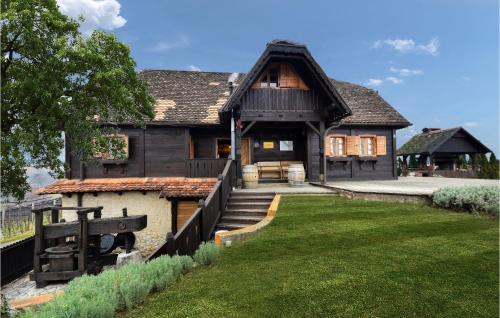 Breznik Plesivicki House | Six-Bedroom Holiday Home In Jastrebarsko