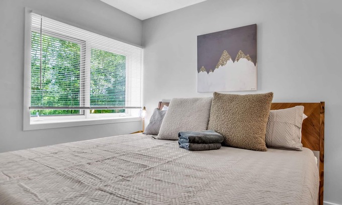 Great Valley Condo | Ski In/Out Condo, King Bed