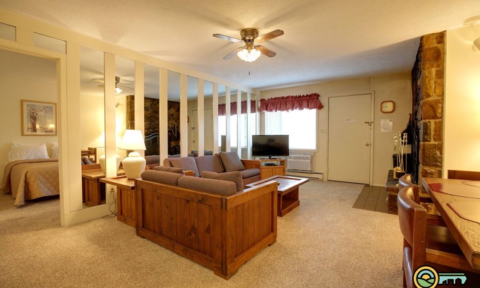Mount Jackson Condo | Ski/MTB/Golf Condo (#124) - Slope side | Wonderful mountain & golf course views!
