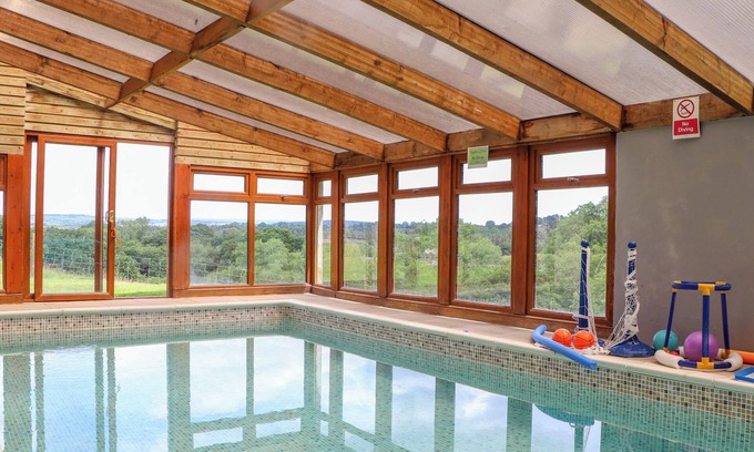 Callington Cottage | SKIBER LONG, family friendly, character holiday cottage in Launceston