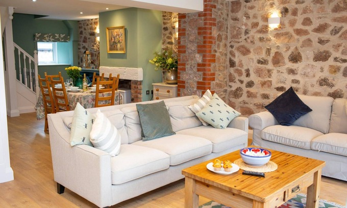St Ishmaels Cottage | Skokholm Cottage, Sandy Haven