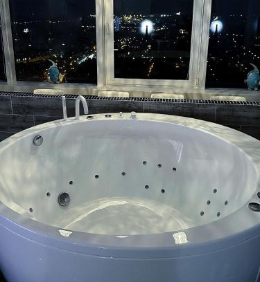 Klaipeda Apartment | sky DREAM jacuzzi sauna 33 FLOOR