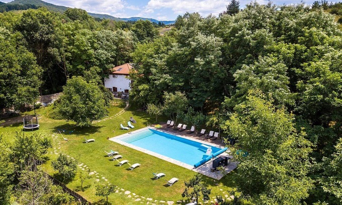 Dubnitsa Bed & Breakfast | SKY room, between the Pirin and Rhodope massifs!