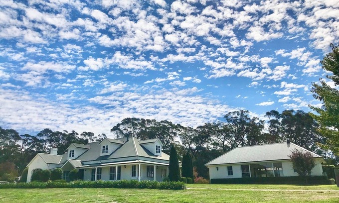 Exeter House | Skyfall - Country estate, a family and entertaining paradise.