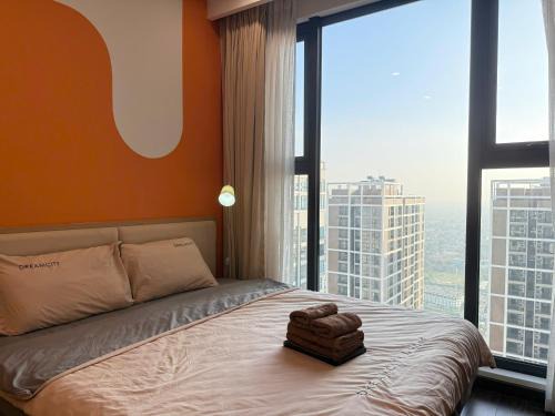 Van Mieu Apartment | SKYLINE SERENITY APARTMENT - Free Rooftop Pool & Private Fitness, Masteri B Vinhomes Smart Ha Noi - Mochie Homestay