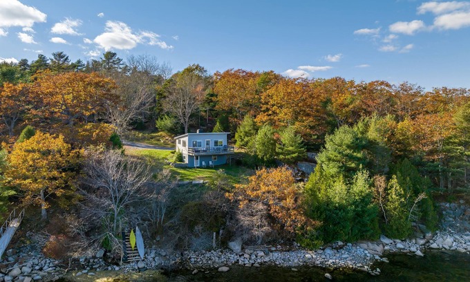 Hall Quarry Cottage | Skywater - Cozy waterfront studio