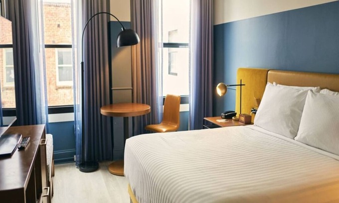 Theater District Hotel | Sleek Boutique Room in Nob Hill Near Wharf, Shops & Grace Cathedral