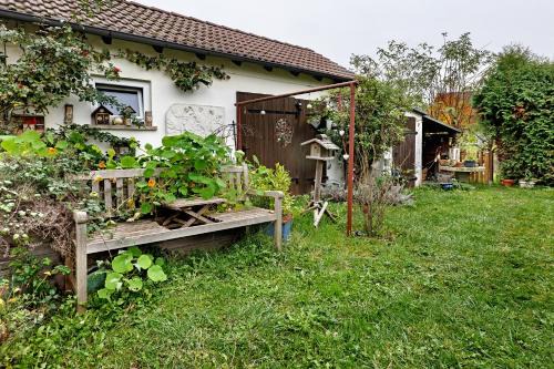 Mundelsheim Bed & Breakfast | Sleep And Go