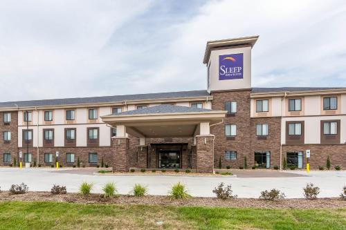 O'Fallon Hotel | Sleep Inn & Suites O'Fallon MO - Technology Drive