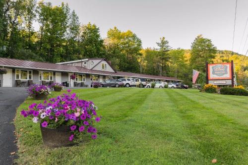 Woodstock Hotel | Sleep Woodstock Motel