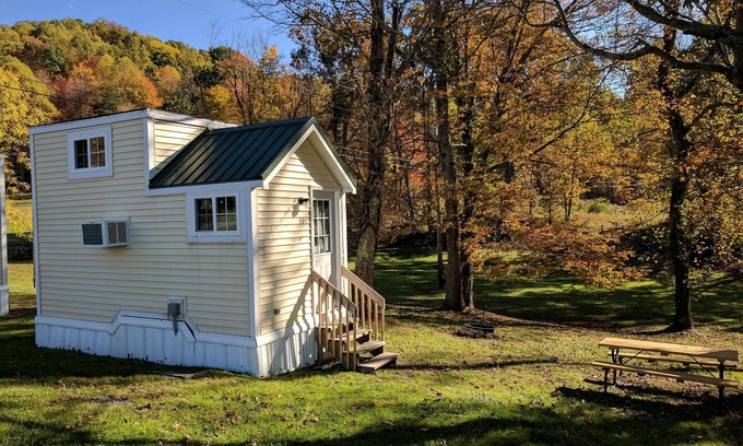Lansing Hotel | Sleeps up to 2, electric, water, kitchenette, full bathroom, air conditioned/heated