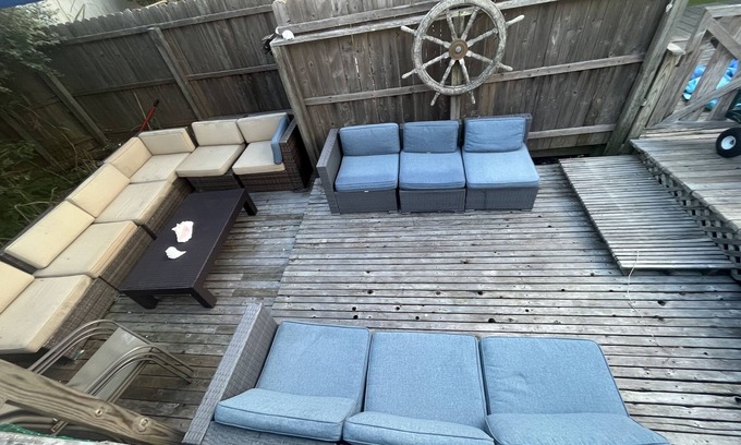 Fair Harbor House | Sleeps10!Walk 3min to beach &town. Renovated.FAIR HARBOR, FIRE ISLAND.hop towns