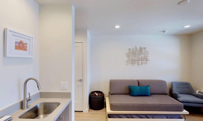 Moab Apartment | Slot Canyon #B | 1 Bed, 1 Bath