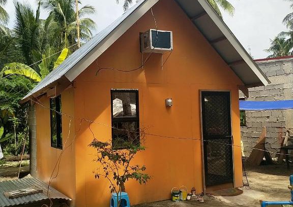 Salcedo House | Small cosy house (simple but complete)