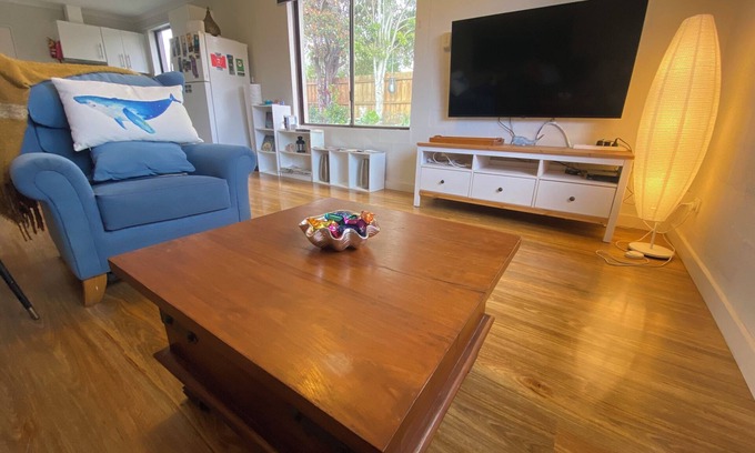 Hastings Villa | Small town charm, close to shops, beaches of your choosing and wineries.