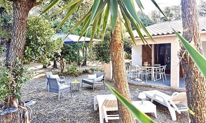 Solaro Villa | Small villa ideal for 4 people a few steps from the sea - enclosed garden 1200m2