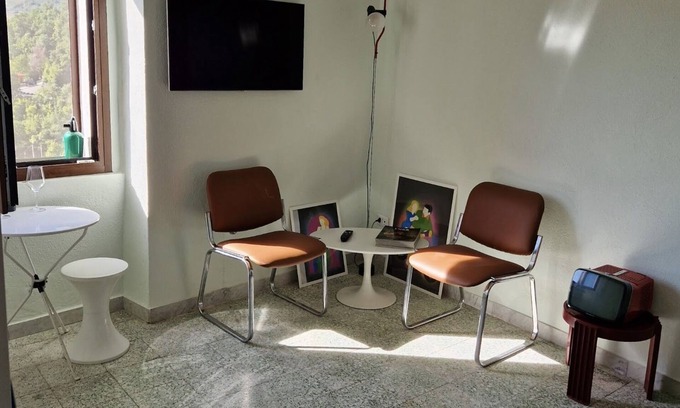 Castelmezzano Apartment | Small VINTAGE apartment