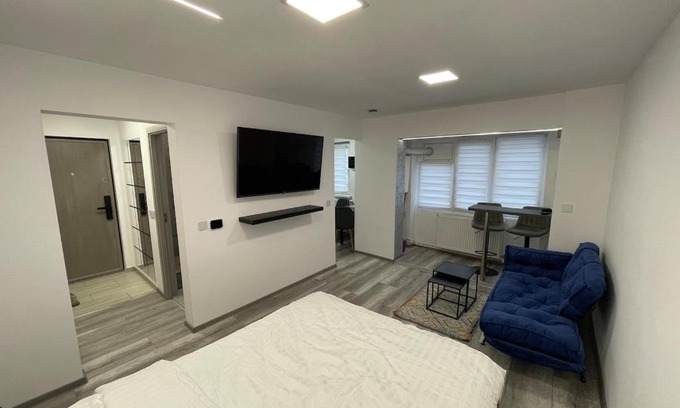 Petrila Apartment | Smart Studio