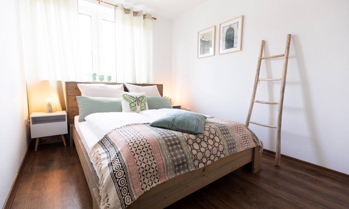 Bad Zwischenahn Apartment | SmartFewo: Penthouse | BBQ | balcony | parking lot