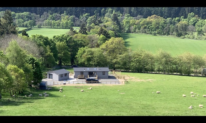 Cardrona Cabin | Smiddyhill Lodge, Innerleithen self catering holiday let
